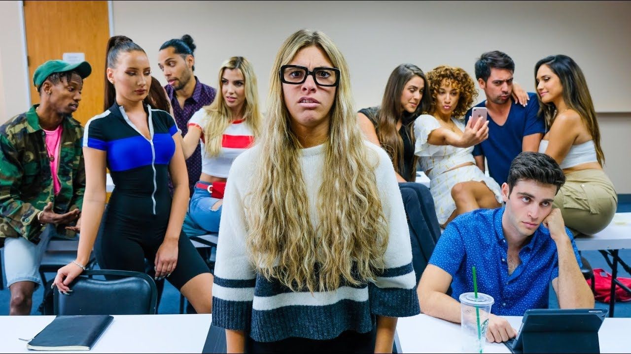 First Day of College | Lele Pons